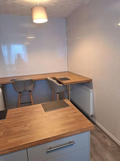 1 Bed Apart Dowlais Экстерьер фото